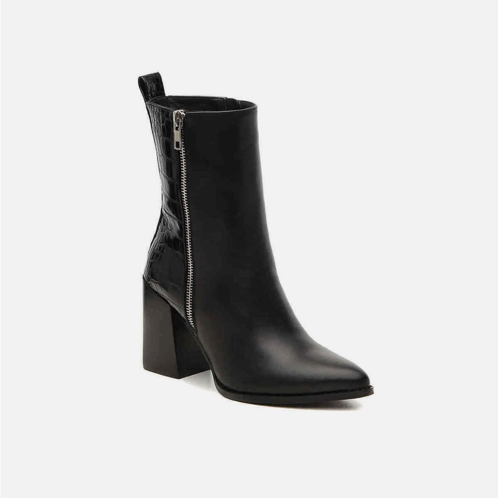 Steve Madden Reegan booties